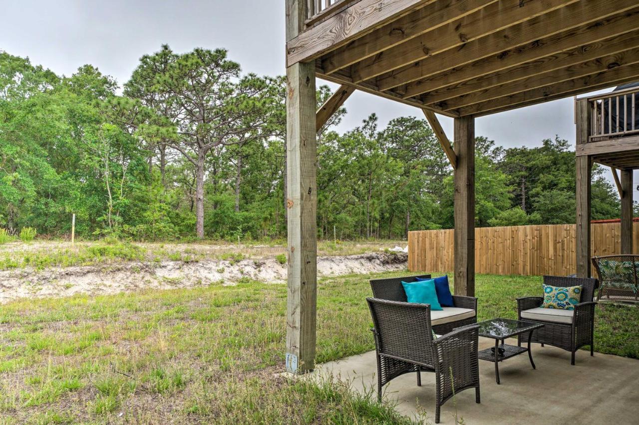 Modern Coastal Condo With Patio 1 Mi To Beaches! Carolina Beach Eksteriør billede