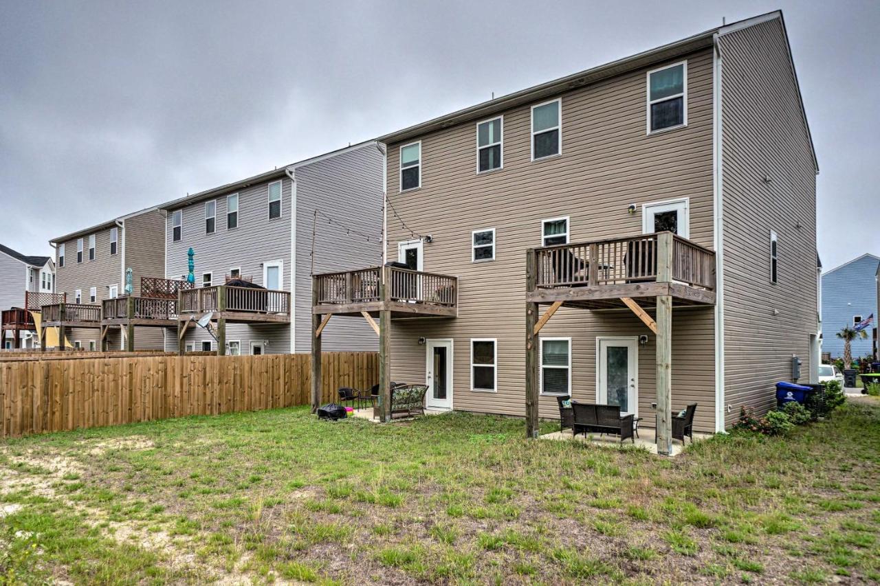 Modern Coastal Condo With Patio 1 Mi To Beaches! Carolina Beach Eksteriør billede